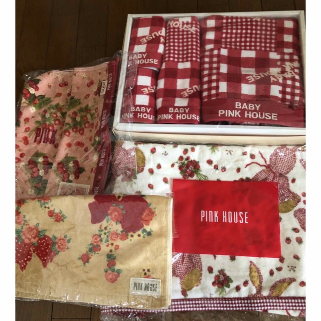 PINK HOUSE(ピンクハウス)のA.R.E予約品🐯 インテリア/住まい/日用品の日用品/生活雑貨/旅行(タオル/バス用品)の商品写真