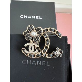 シャネル ブローチの通販 4,000点以上 | CHANELを買うならラクマ シャネル ブローチの通販 4,000点以上 | CHANELを買うならラクマ