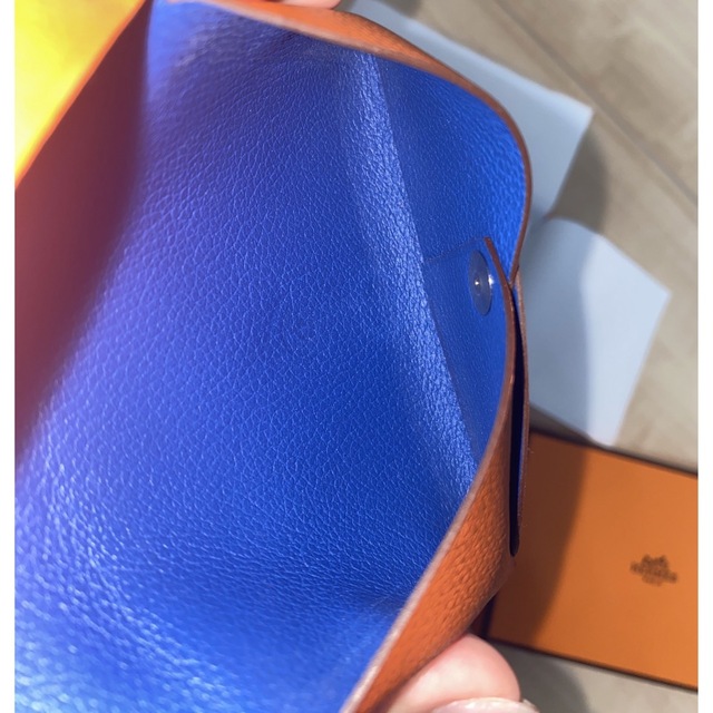 Hermes(エルメス)のカルヴィ ヴェルソ カードケース オレンジ系 Z刻 レディースのファッション小物(パスケース/IDカードホルダー)の商品写真