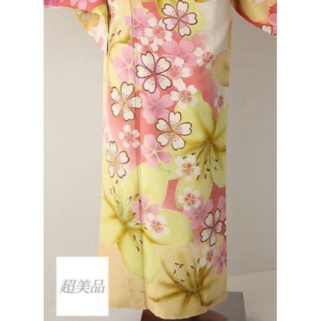 【新品】訪問着　フルセット　セット　正絹　ピンク地に桜を描いた可愛らしい訪問着 レディースの水着/浴衣(着物)の商品写真