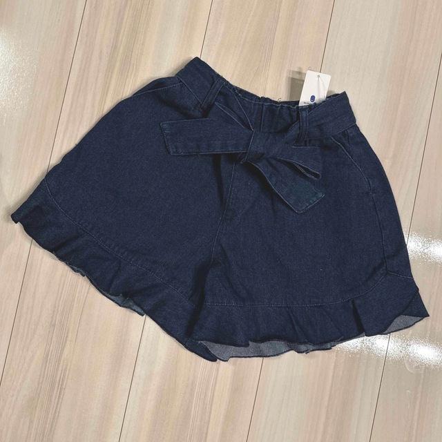 GLOBAL WORK(グローバルワーク)の新品　グローバルワーク　フリルショートパン キッズ/ベビー/マタニティのキッズ服女の子用(90cm~)(パンツ/スパッツ)の商品写真