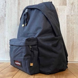 イーストパック(EASTPAK)の未使用 イーストパック(EASTPAK)定番パデットパッカー　ブラック(バッグパック/リュック)