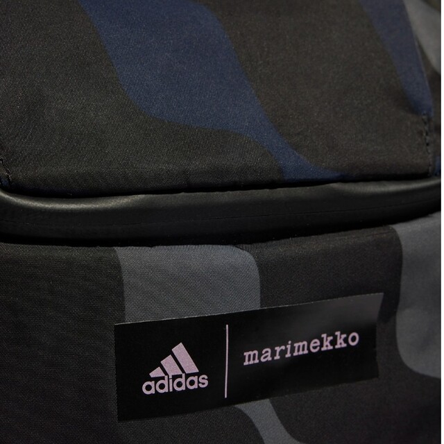 marimekko(マリメッコ)のマリメッコ Marimekko　バックパック リュックサック　adidasコラボ メンズのバッグ(バッグパック/リュック)の商品写真