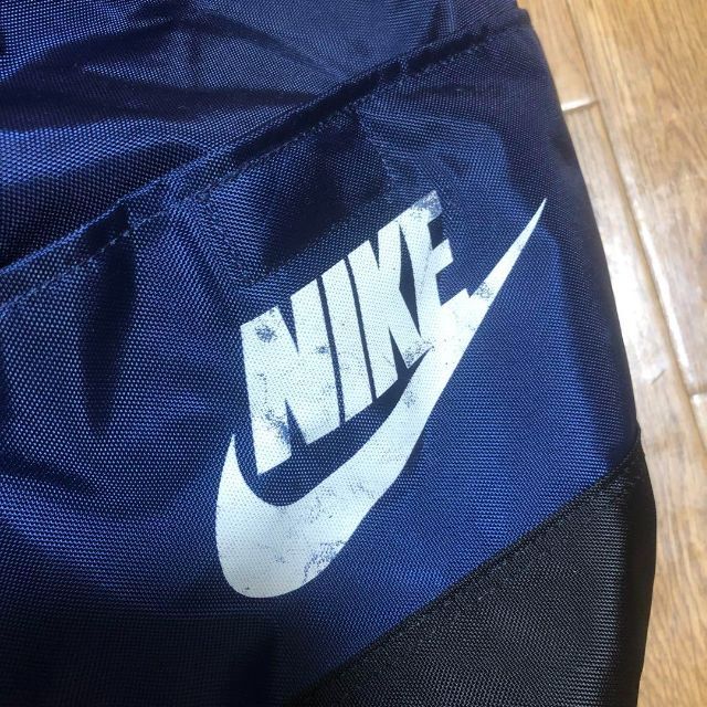 NIKE(ナイキ)のNOS 90s NIKE ボストンバッグ 紺 黒 フラッシャー付き メンズのバッグ(ボストンバッグ)の商品写真