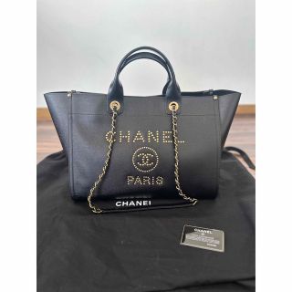 シャネル(CHANEL)のCHANEL ドゥーヴィル　レザー MM ブラック　ゴールド　極美品　グラインド(ハンドバッグ)