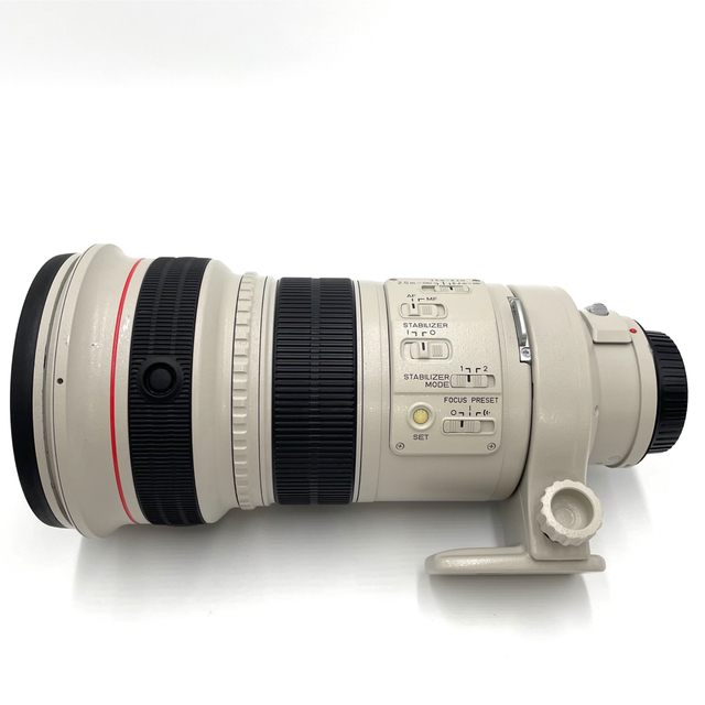 Canon(キヤノン)のキャノン EF300mm F2.8L IS USM 単焦点望遠レンズ サンニッパ スマホ/家電/カメラのカメラ(レンズ(単焦点))の商品写真