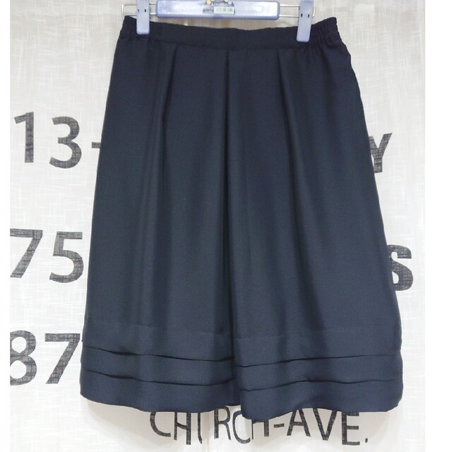 Saloon サルーン  Mサイズ  リバーシブルスカート レディースのスカート(ひざ丈スカート)の商品写真