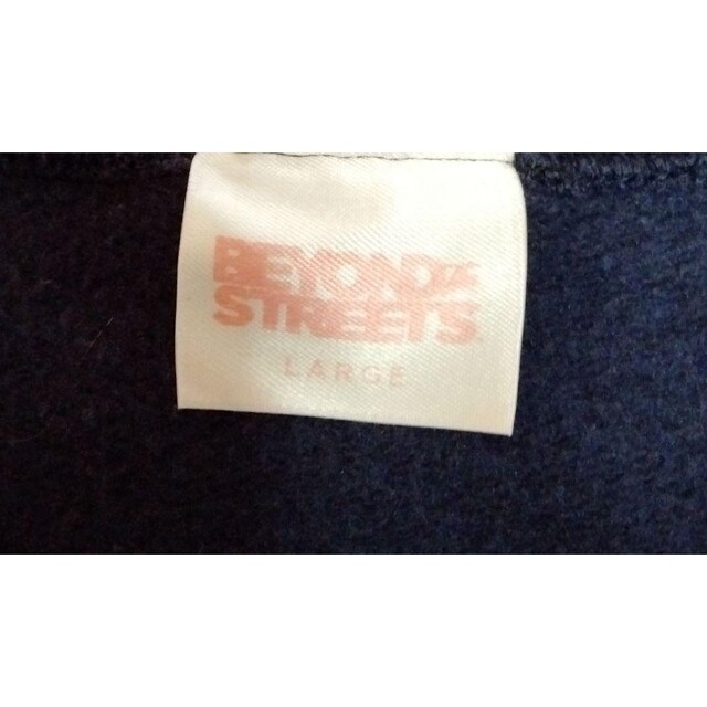 BEYOND THE STREETS　スウェット