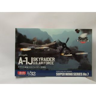 SWS 1/32 A-1J スカイレイダー 空軍型 プラスチックモデル i8my1cf