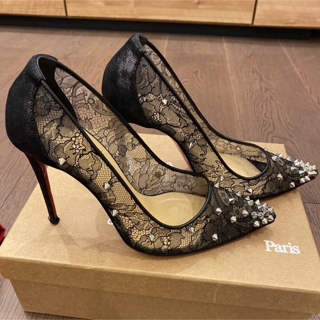 クリスチャンルブタンChristian Louboutin レースパンプス38 商品の