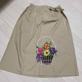 70s  vintage お花　刺繍　スカート　ビンテージ(ロングスカート)