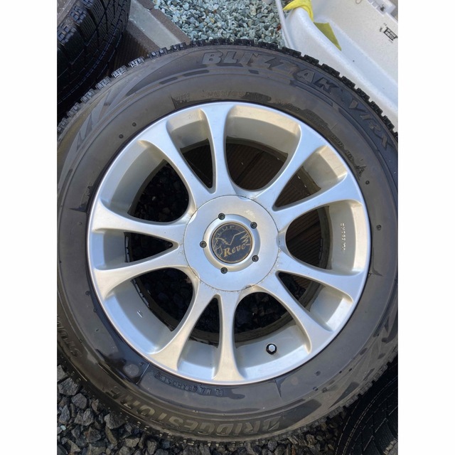 定形外発送送料無料商品 ブリザック VRX 4本 205/65R16 2018年PCD100