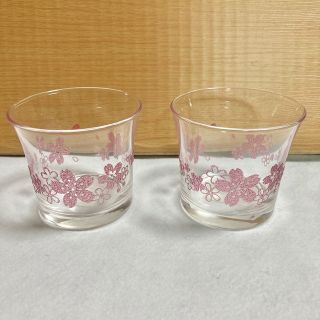 トウヨウササキガラス(東洋佐々木ガラス)の【新品】桜柄　ペア　ロックグラス　食洗機対応 ガラスコップ(グラス/カップ)