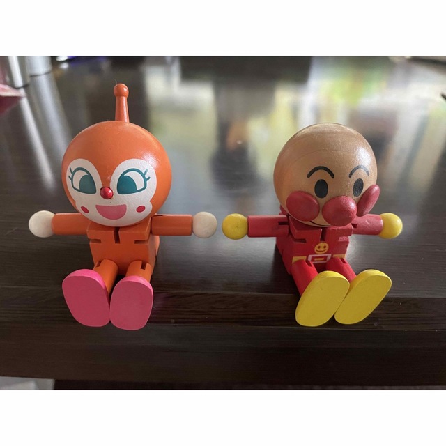 BANDAI(バンダイ)の木のアンパンマンとドキンちゃん エンタメ/ホビーのおもちゃ/ぬいぐるみ(キャラクターグッズ)の商品写真