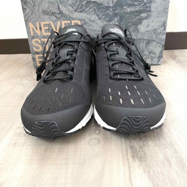 【新品・未使用】ザノースフェイス ピナクルレーサー スニーカー 黒 27.0