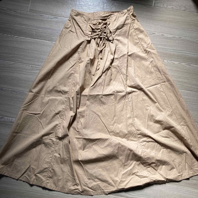 GU(ジーユー)のGUレースアップフレアスカート レディースのスカート(ロングスカート)の商品写真