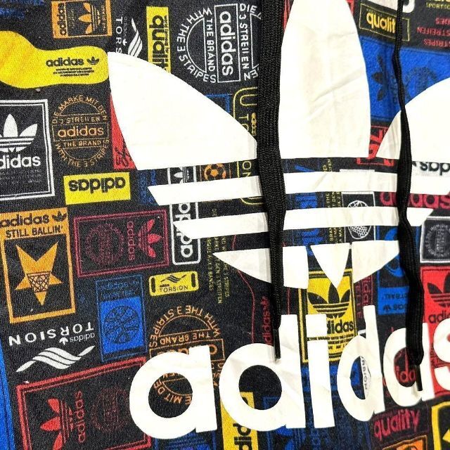 adidas（アディダス）マルチカラー・総柄プルオーバーパーカー