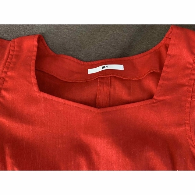 SLY(スライ)のSLY  COTTON LACE DOCKING トップス RED レディースのトップス(シャツ/ブラウス(半袖/袖なし))の商品写真