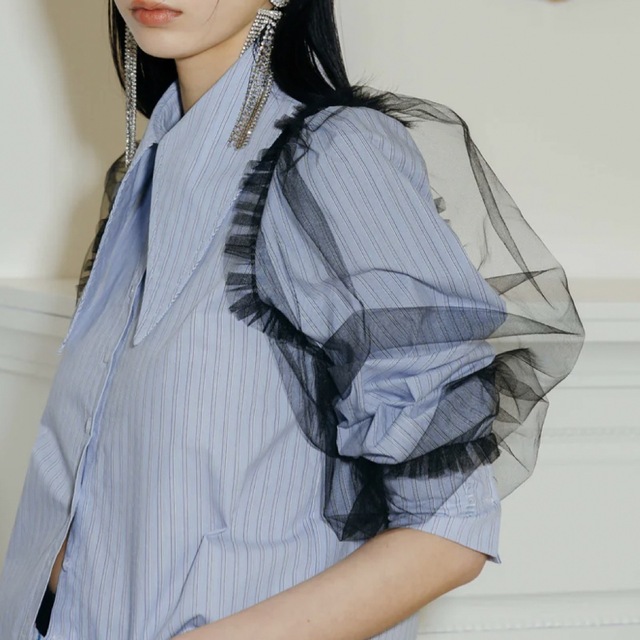 Bibiy. 完売 人気商品HARLEY TULLE BLOUSE