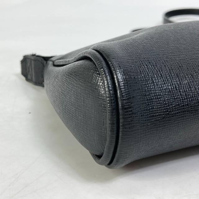 FENDI(フェンディ)のフェンディ FENDI 斜め掛け 8M0357 ロゴ ポシェット ショルダーバッグ レザー ブラック レディースのバッグ(ショルダーバッグ)の商品写真
