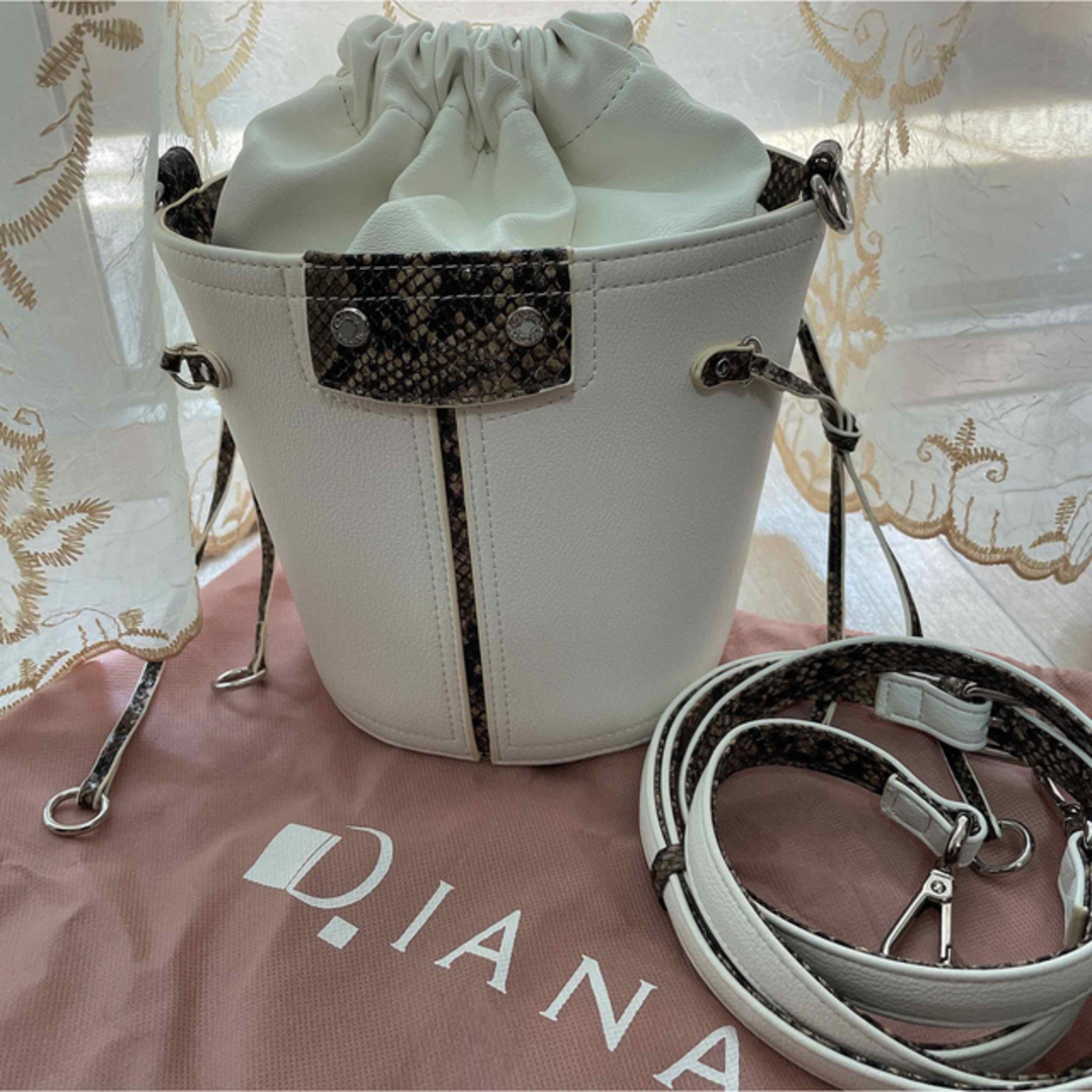 【新品 未使用】DIANA ダイアナ ショルダーバッグ