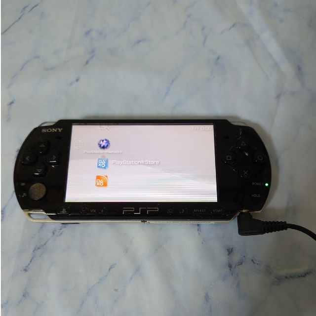 PlayStation Portable(プレイステーションポータブル)のPSP PSP3000 ブラック エンタメ/ホビーのゲームソフト/ゲーム機本体(携帯用ゲーム機本体)の商品写真