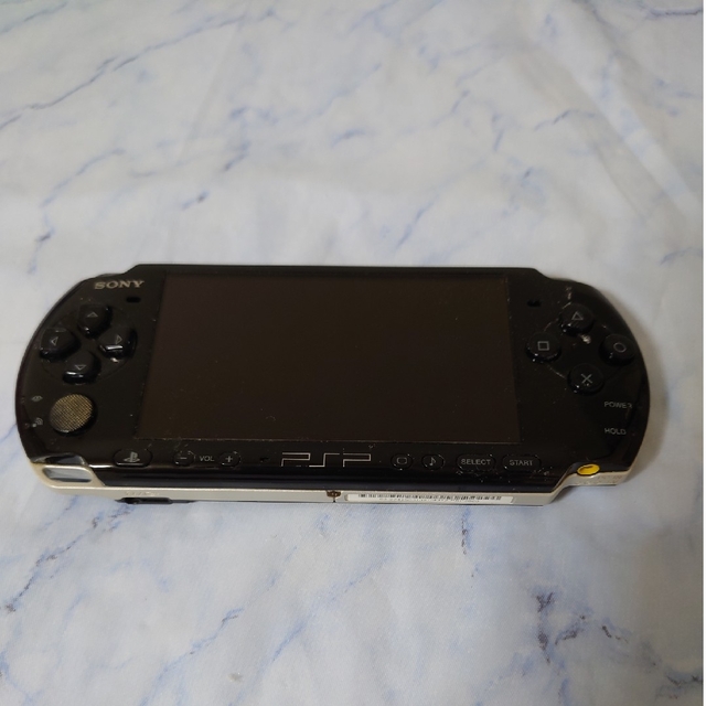 PlayStation Portable(プレイステーションポータブル)のPSP PSP3000 ブラック エンタメ/ホビーのゲームソフト/ゲーム機本体(携帯用ゲーム機本体)の商品写真