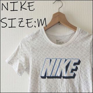 ナイキ(NIKE)のNIKE  ナイキ  Tシャツ　ホワイト　Mサイズ(Tシャツ(半袖/袖なし))