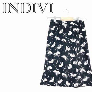 インディヴィ(INDIVI)の【送料無料】INDIVI インディヴィ　ひざ丈スカート　花柄(ひざ丈スカート)