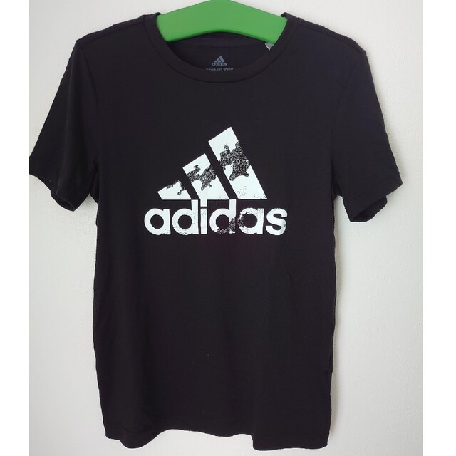 adidas(アディダス)の☆アディダス　Tシャツ　140cm②☆ キッズ/ベビー/マタニティのキッズ服男の子用(90cm~)(Tシャツ/カットソー)の商品写真