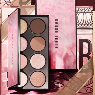 ボビイブラウン(BOBBI BROWN)のBOBBI BROWN デイ&ライト アイシャドウパレット(アイシャドウ)