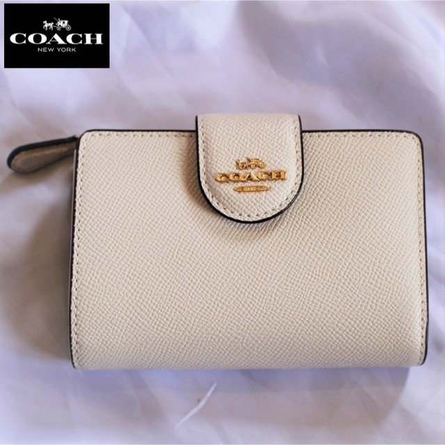 ✨COACH✨ 【新品】コーチ　折り財布 ミディアムコーナージップ