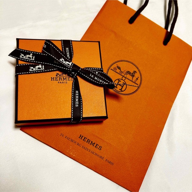 入手困難】HERMES エルメス レザーブレスレット トゥルニ トレッセ