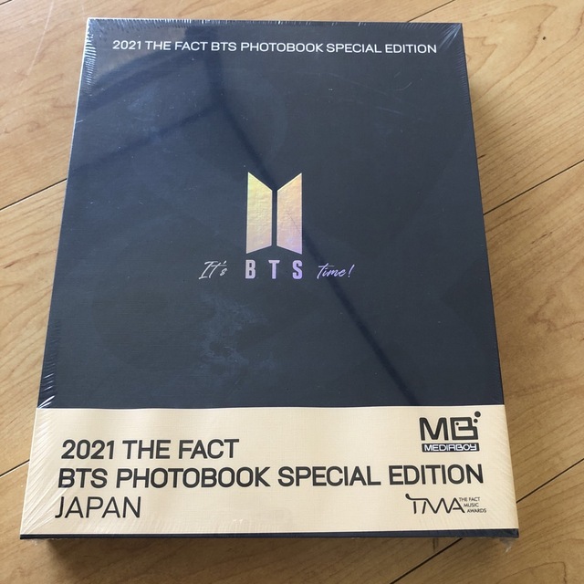 2021 THE FACT BTS PHOTOBOOK