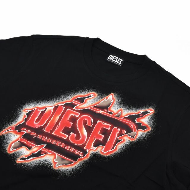 DIESEL(ディーゼル)の【WHITE】ディーゼル DIESEL Tシャツ メンズのトップス(Tシャツ/カットソー(半袖/袖なし))の商品写真