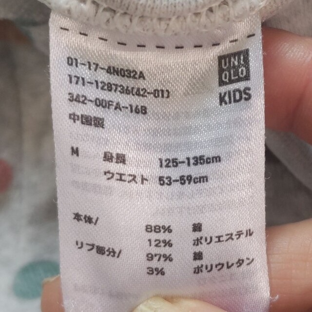 UNIQLO(ユニクロ)のUNIQLO ドット柄ハーフパンツ キッズ/ベビー/マタニティのキッズ服女の子用(90cm~)(パンツ/スパッツ)の商品写真