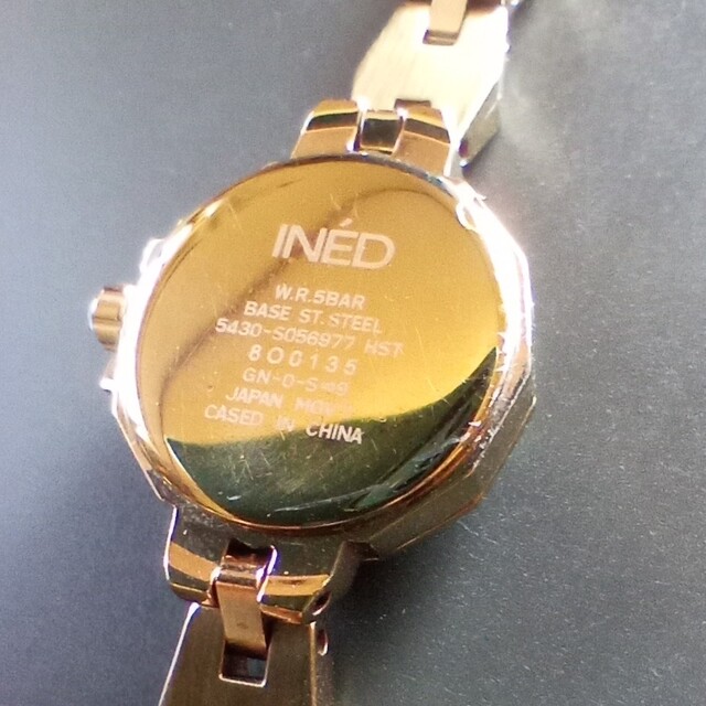 イネド INED 腕時計 ゴールド 電池交換済み