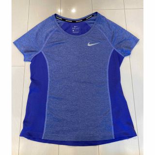 ナイキ(NIKE)のNIKE レディース　Tシャツ(Tシャツ(半袖/袖なし))