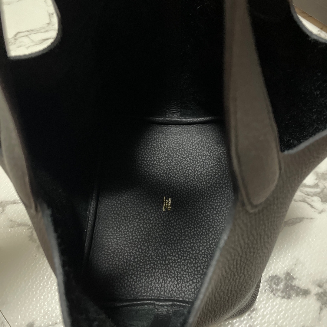 HERMES - 美品 エルメス ピコタンロックMM 22 黒 ノワール HERMES - 美品 エルメス ピコタンロックMM 22 黒 ノワール