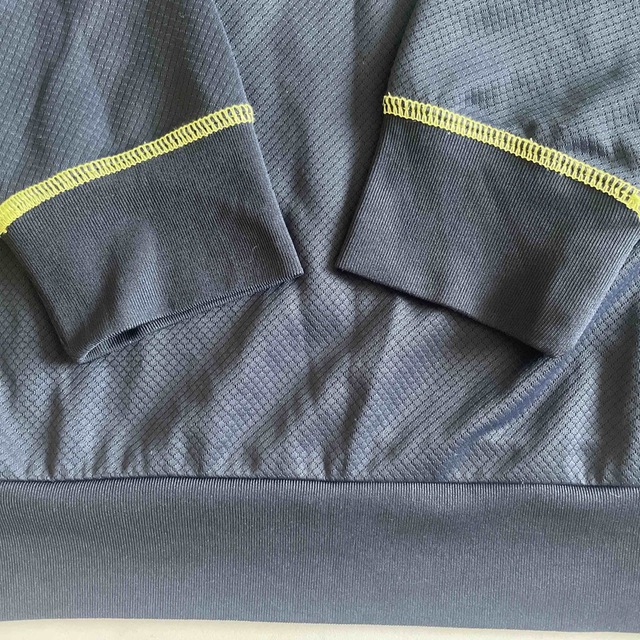 adidas(アディダス)のadidas プラシャツ　長袖　160 スポーツ/アウトドアのランニング(ウェア)の商品写真