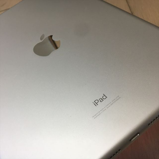Retina102インチ21日迄 782) Apple iPad 第7世代 WiFi 32GB シルバー
