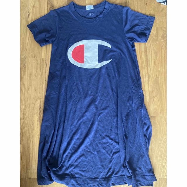 Champion(チャンピオン)のチャンピオン　ワンピース キッズ/ベビー/マタニティのキッズ服女の子用(90cm~)(ワンピース)の商品写真