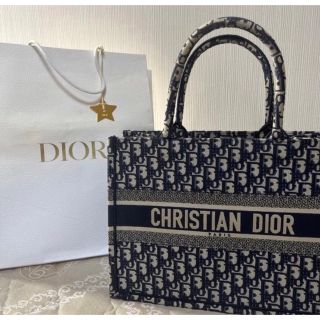 クリスチャンディオール(Christian Dior)のDIOR book tote ミディアム バッグ(トートバッグ)