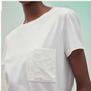 HERMES エルメス Tシャツ カットソー トップス レッド 赤 34(XS) 半袖 ラウンドネック ポケット 鍵 キー 刺繍 ステッチ 【レディース】【美品】