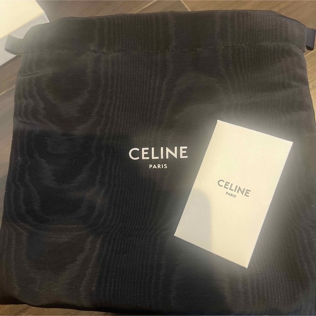 CELINE セリーヌ 財布 ラージストラップウォレット カーフスキン