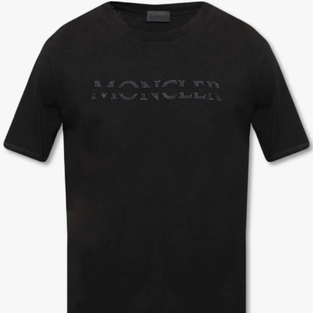 MONCLER(モンクレール)の★新作★ MONCLER Tシャツ Ｓ　モンクレール ホワイト ワッペン 現行品 メンズのトップス(Tシャツ/カットソー(半袖/袖なし))の商品写真