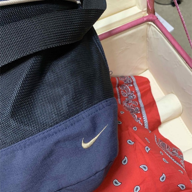 NIKE(ナイキ)の90s vintage NIKE shoulder bag 男女兼用 レディースのバッグ(ショルダーバッグ)の商品写真