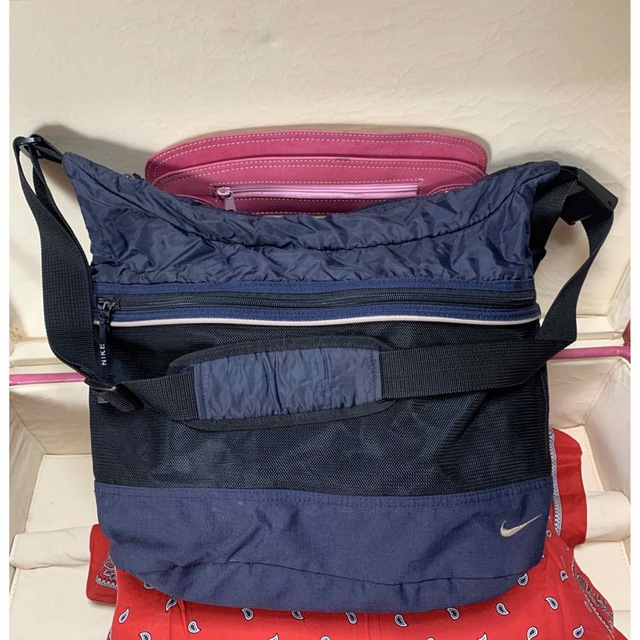 NIKE(ナイキ)の90s vintage NIKE shoulder bag 男女兼用 レディースのバッグ(ショルダーバッグ)の商品写真