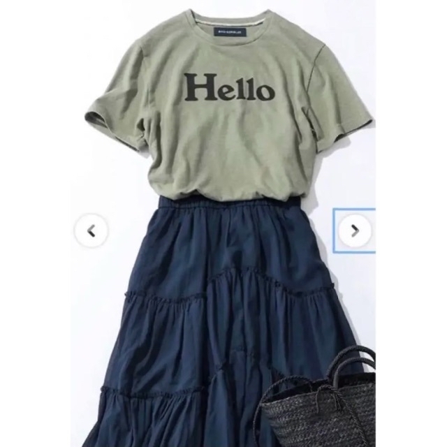 MADISONBLUE(マディソンブルー)の美品♡マディソンブルー  Hello ハロー　Tシャツ　ロゴTシャツ　01　 レディースのトップス(Tシャツ(半袖/袖なし))の商品写真