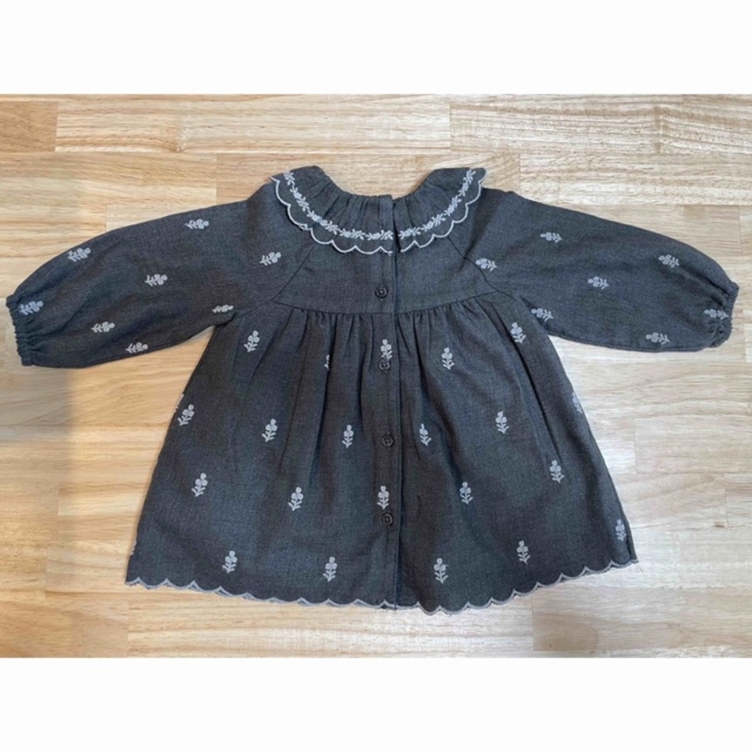 ZARA KIDS(ザラキッズ)のzara baby ザラベイビー || スカラップ エンブロイダリー ワンピース キッズ/ベビー/マタニティのベビー服(~85cm)(ワンピース)の商品写真